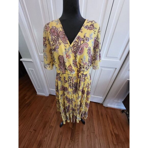 Yellow Paisley Faux Wrap Dress and Slip Pleated Sheer XL Boho Cottage TradWife - Picture 2 of 9